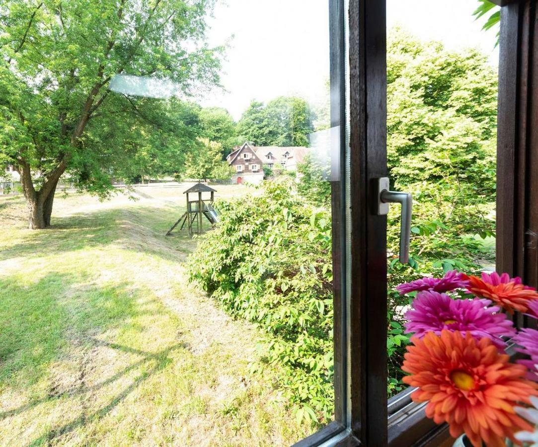 Blumenmeer Appartment Ober-Hambach エクステリア 写真