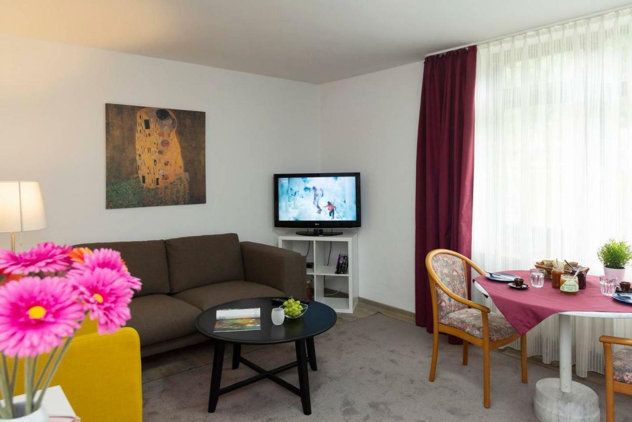 Blumenmeer Appartment Ober-Hambach エクステリア 写真